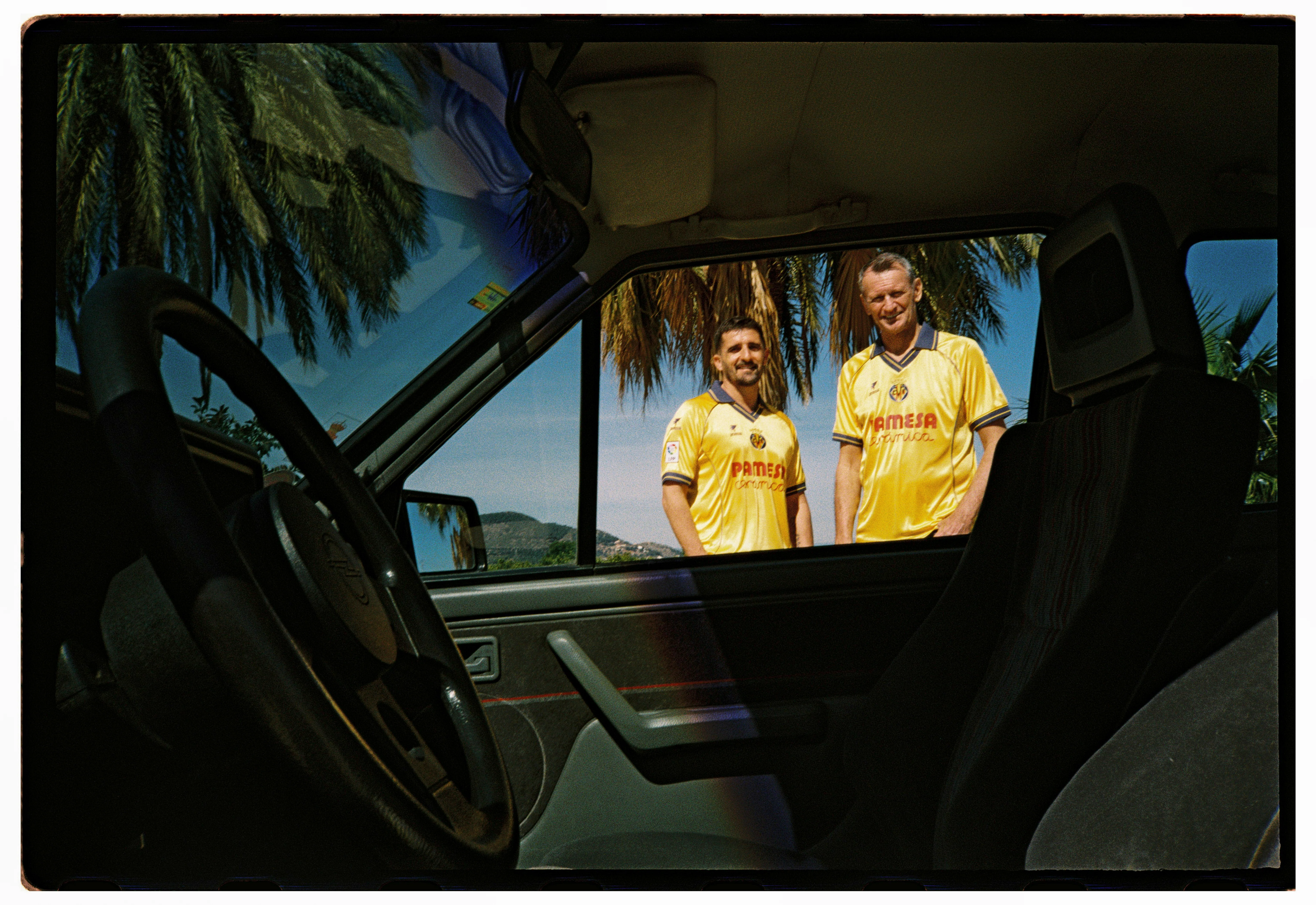 Camiseta Retro 1ª 90s - Image 10