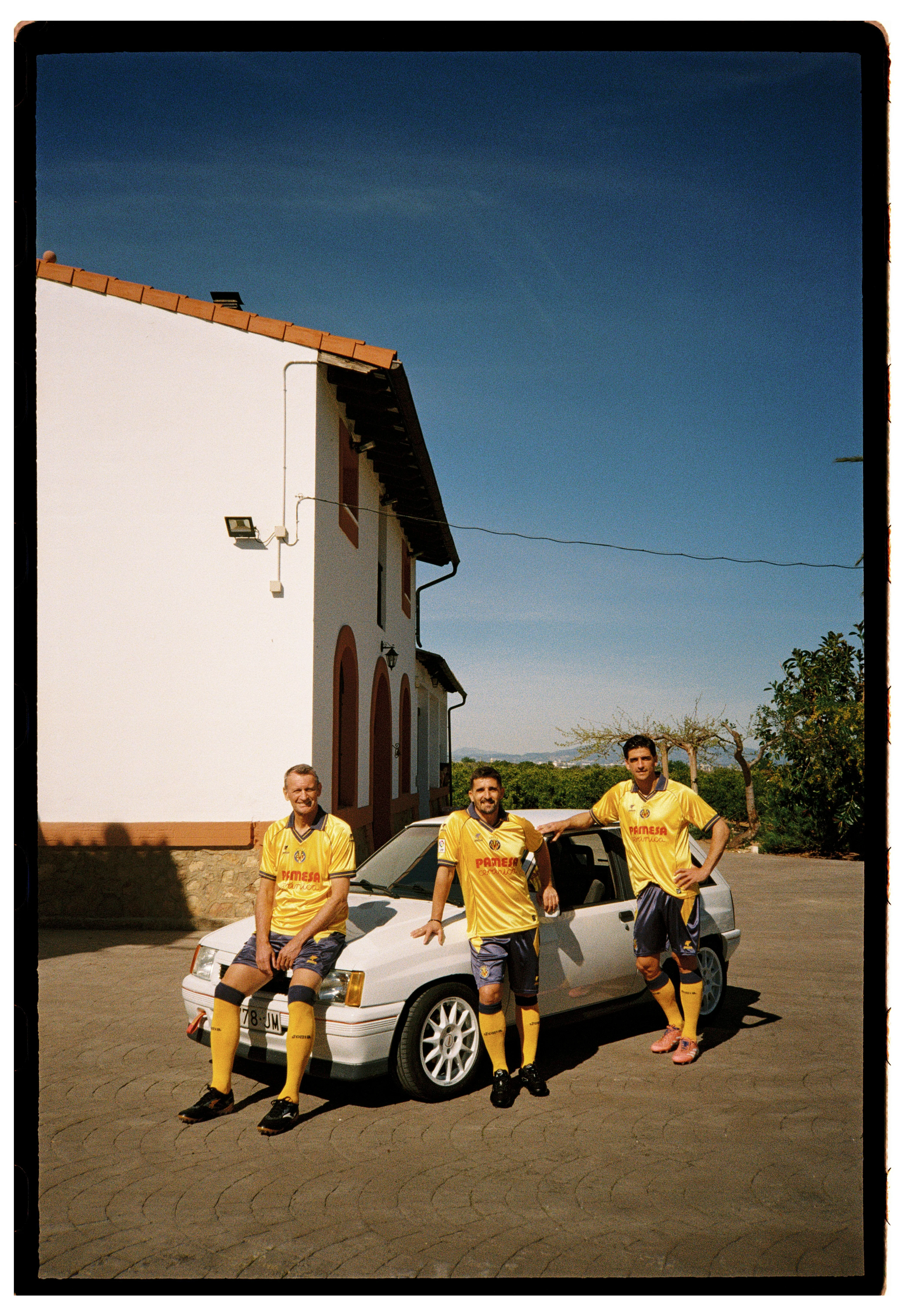 Camiseta Retro 1ª 90s - Image 17