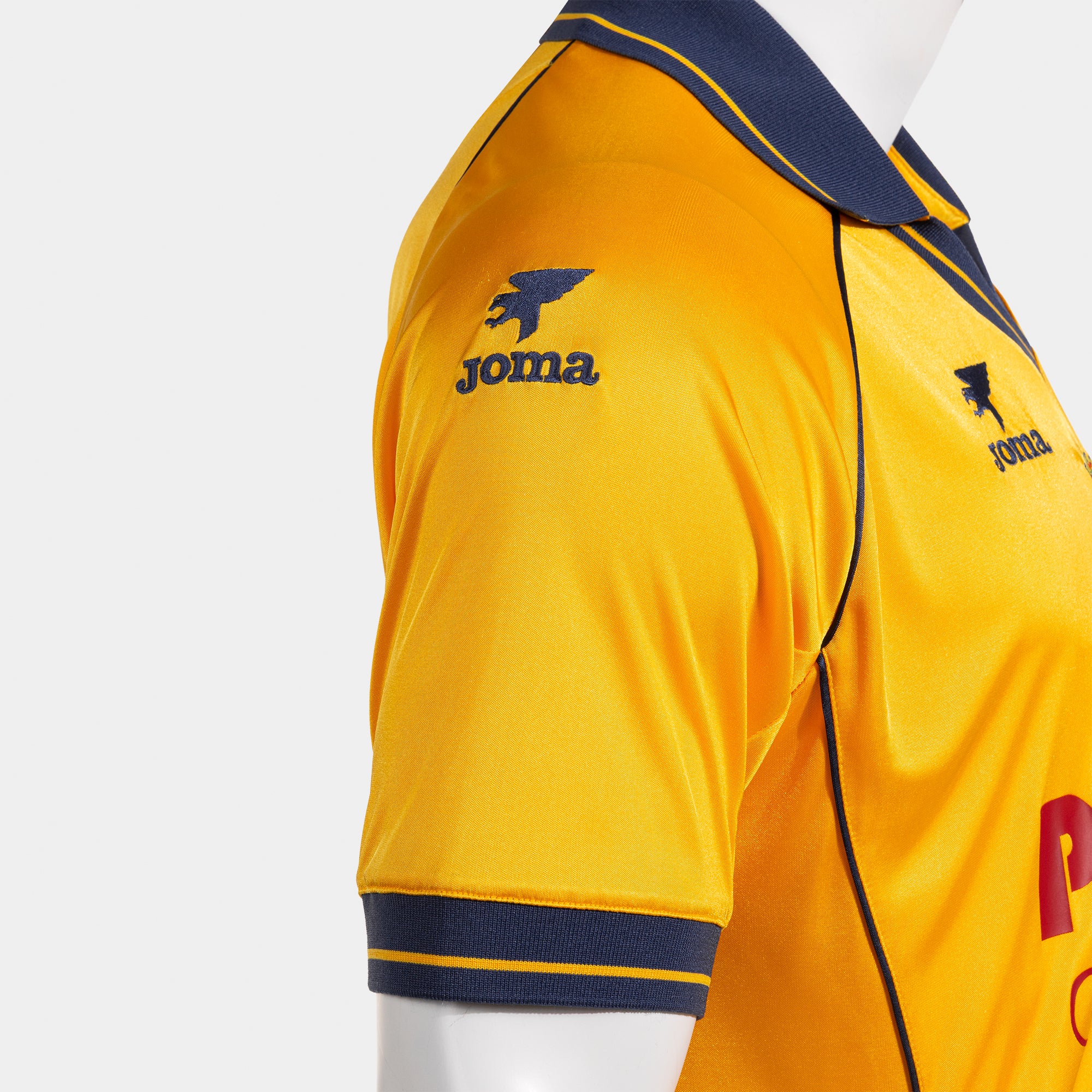 Camiseta Retro 1ª 90s - Image 9